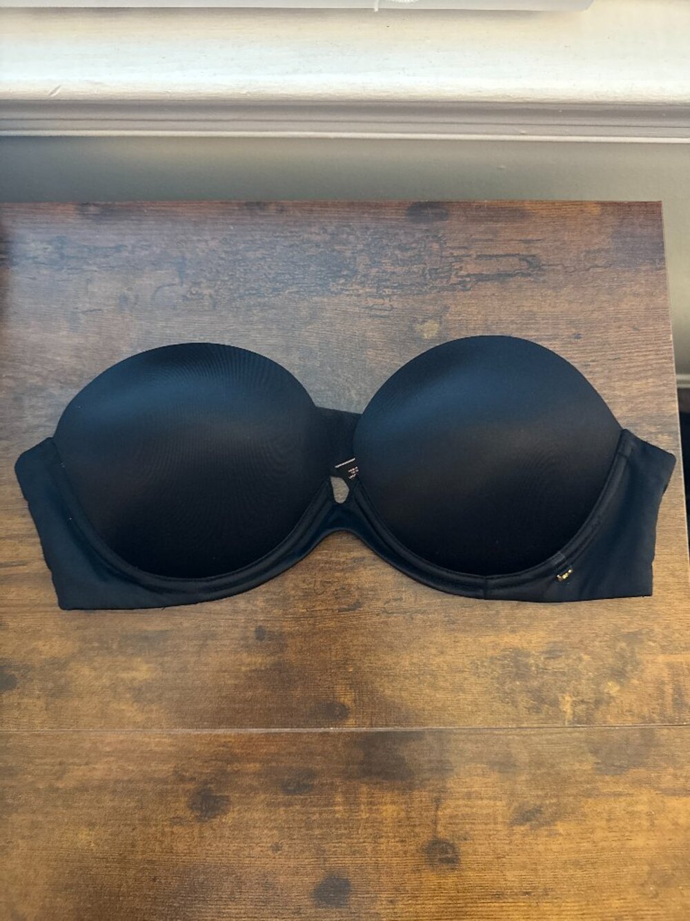 Victoria's Secret Black Strapless Push-Up Bra